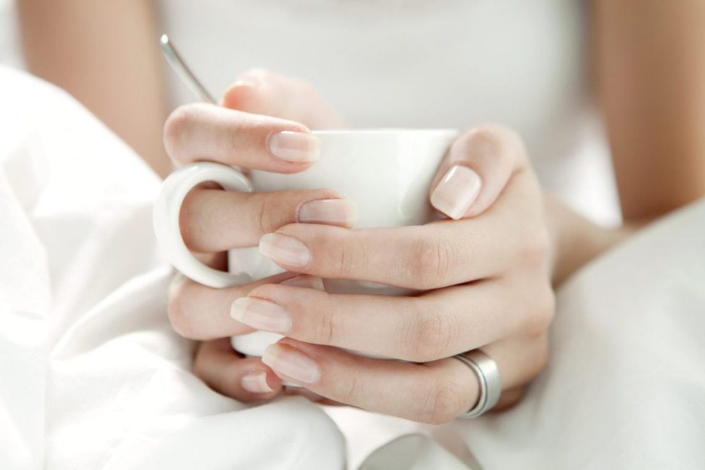 5 Tips to Not Ruin Your Own At-Home Manicure